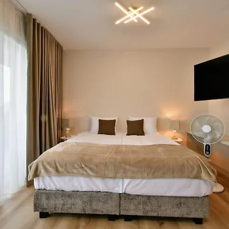 Bursztynowe Tarasy 3*